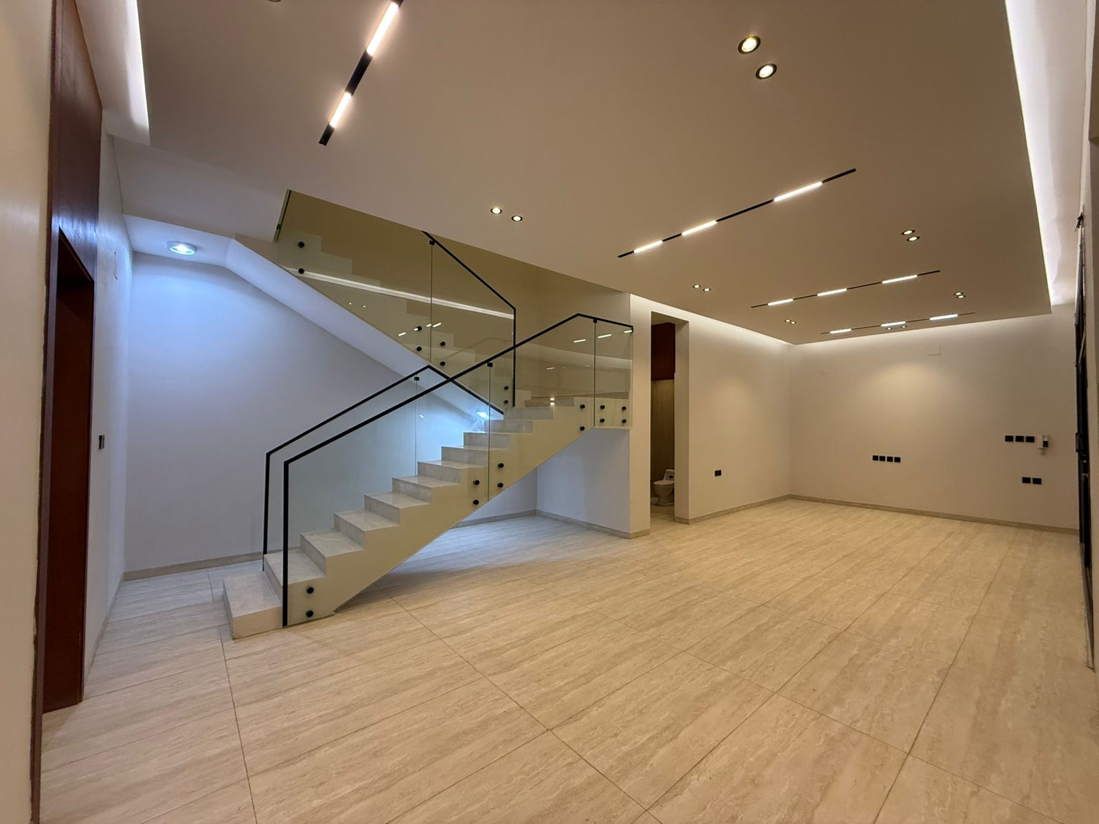 مشروع المونسية تاون هاوس دور ارضي